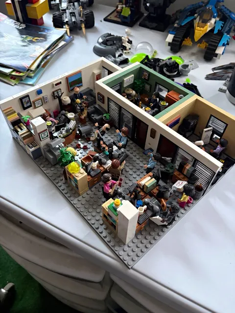 LEGO Ideas The Office 21336 Complete Set 1164 Pieces Age 18+