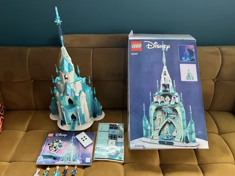 LEGO Disney Frozen: The Ice Castle (43197) - Used 100% Complete Excellent Shape!