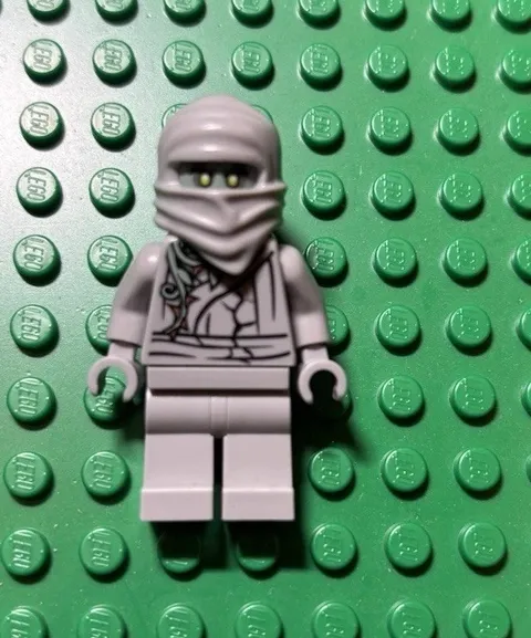 LEGO Ninjago Ghost Student minifigure Day of the Departed 70590 njo0255