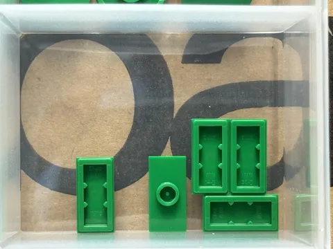 LEGO Parts - Green Plate 1 x 2 with 1 Stud (Jumper) - No 15573 - QTY 5
