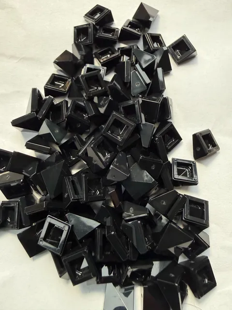 LEGO-NEW-#7826-BLACK-SLOPE 30/1 X 1 X 2/3 DBL CONVEX CENTER-5 PIECES