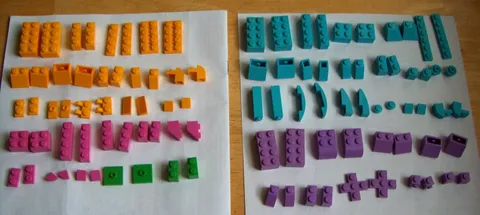 Lot/100 LEGO Girl's Various Color Blocks/Pieces