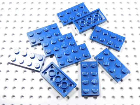 LEGO Lot of 10 Dark Blue 2x4 Plates BM