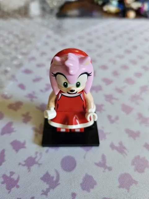 Lego Amy Rose 76992 76994 Red Dress Sonic the Hedgehog Minifigure