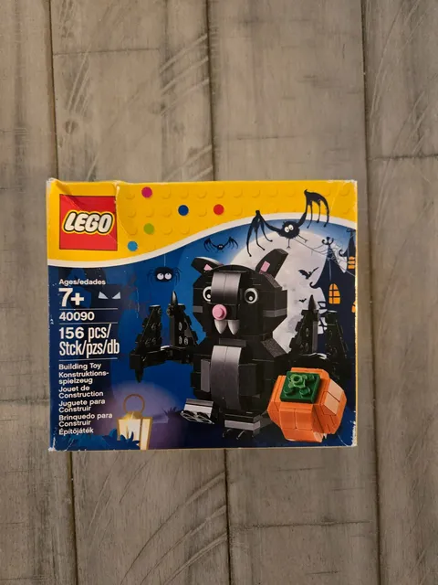 LEGO Seasonal Halloween Bat & Pumpkin 40090 Set Collectible Holiday Gift NIB