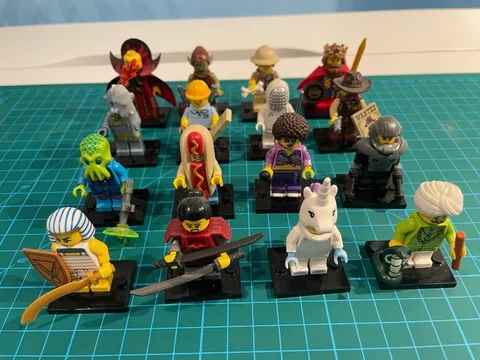 LEGO Minifigures Series 13 - Complete Set of 16 - 100% Complete