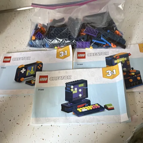 LEGO Creator 3-in-1 Retro video console 31380 Manuals + Parts Lot Ziplock