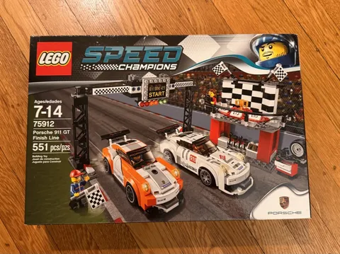 LEGO SPEED CHAMPIONS: Porsche 911 Gt Finish Line (75912) *SEALED*
