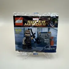 LEGO Marvel: Hawkeye with Equipment (30165) - Torn Bag