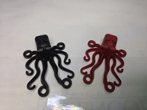 Lego 2 Octopus Squid Minifigures Red and Black Seas Creature Retired