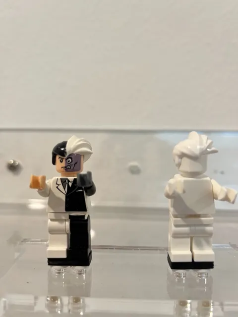 2006 LEGO Batman Two-Face Minifigure Black & White Split Suit w/ Unreleased Hair