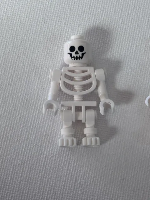 Lego Halloween Skeleton Minifigure