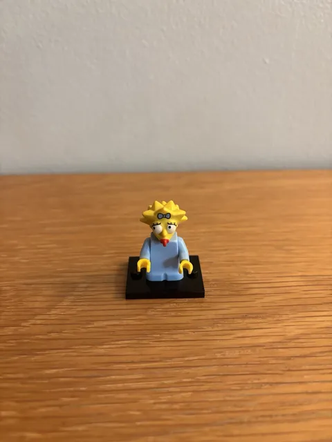 LEGO Maggie Simpson CMF The Simpsons Series 2 Used No Dog colsim2-4 2015