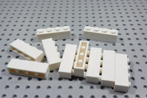 LEGO Lot of 10 White 1x4 Bricks BB