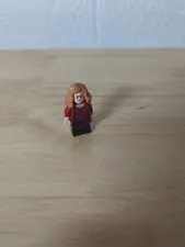 LEGO Marvel the Scarlet Witch Minifigure
