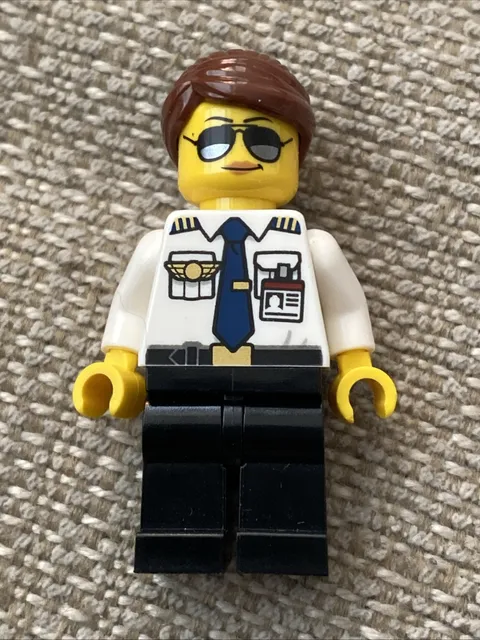 Lego City 60262 Passenger Airplane Airport Minifigure Pilot cty1189 2020