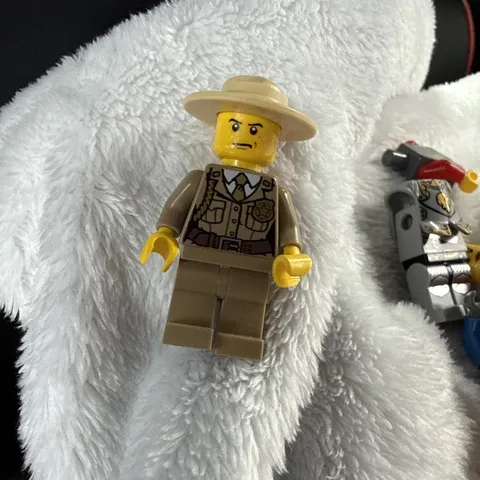 LEGO Police Officer State Trooper Highway Patrol Sheriff Agent Park Ranger 