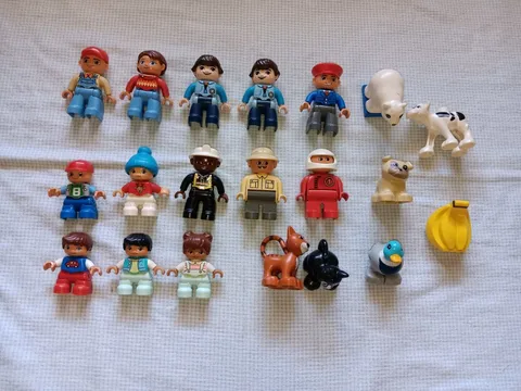 Lego Duplo Figures Minifigures Kids Firefighter Racer Lot of 13 with 5 Animals
