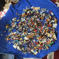 Bulk LEGO LOT 11.1 Pound box of Bricks, parts, Pieces, Tires accessories