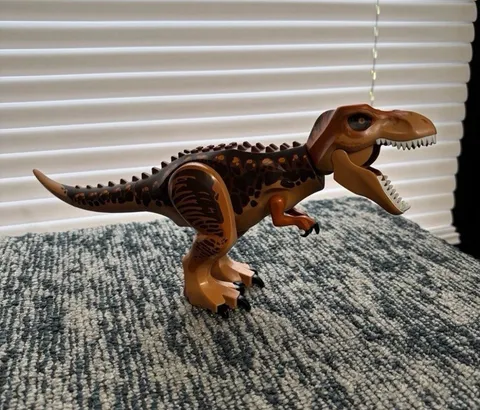LEGO Jurassic World T. Rex Tyrannosaurus Rex Dinosaur Figure 2010 Tracker 75918