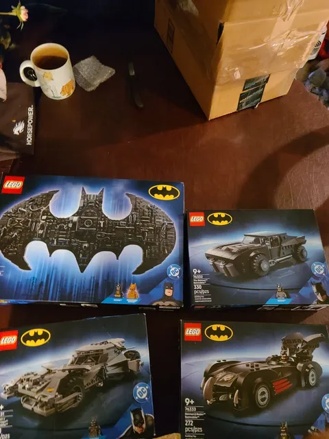 4 Lego Batman legacy of the dark Knight lego sets