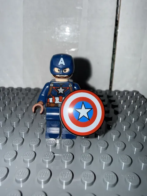 Lego Sh0736 - Captain America - Dark Blue Suit with Reddish Brown Belt and Harne