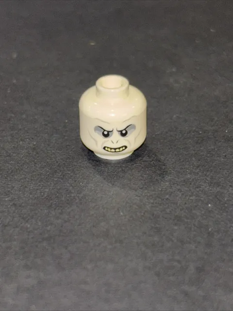 Harry Potter LEGO x1 White Lord Voldemort Minifig Head with Teeth NEW