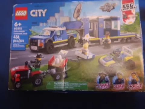 LEGO City Police Mobile Command Truck 60315 Egg Launcher 436 pcs Set