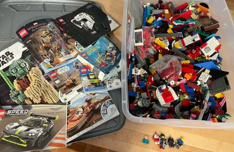 LEGO 8+ Pounds Special Bricks pieces Star Wars Etc Mini Figures With Booklets
