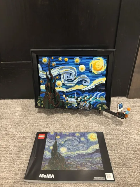 LEGO Ideas: Vincent van Gogh - The Starry Night (21333) 100% COMPLETE