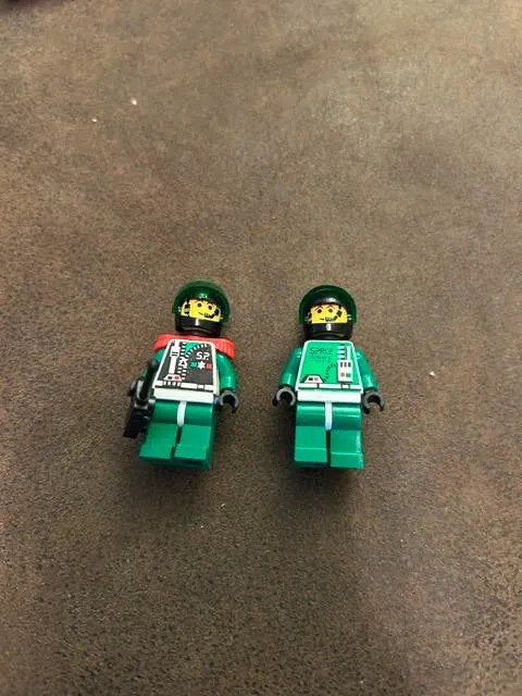 Lego Space Police 2 Minifigures x2