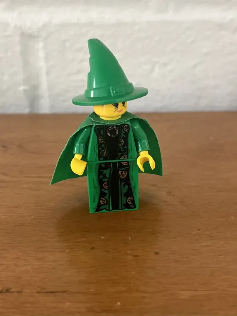 Lego Professor Minerva McGonagall 4729 Chamber hp022 Harry Potter Minifigure