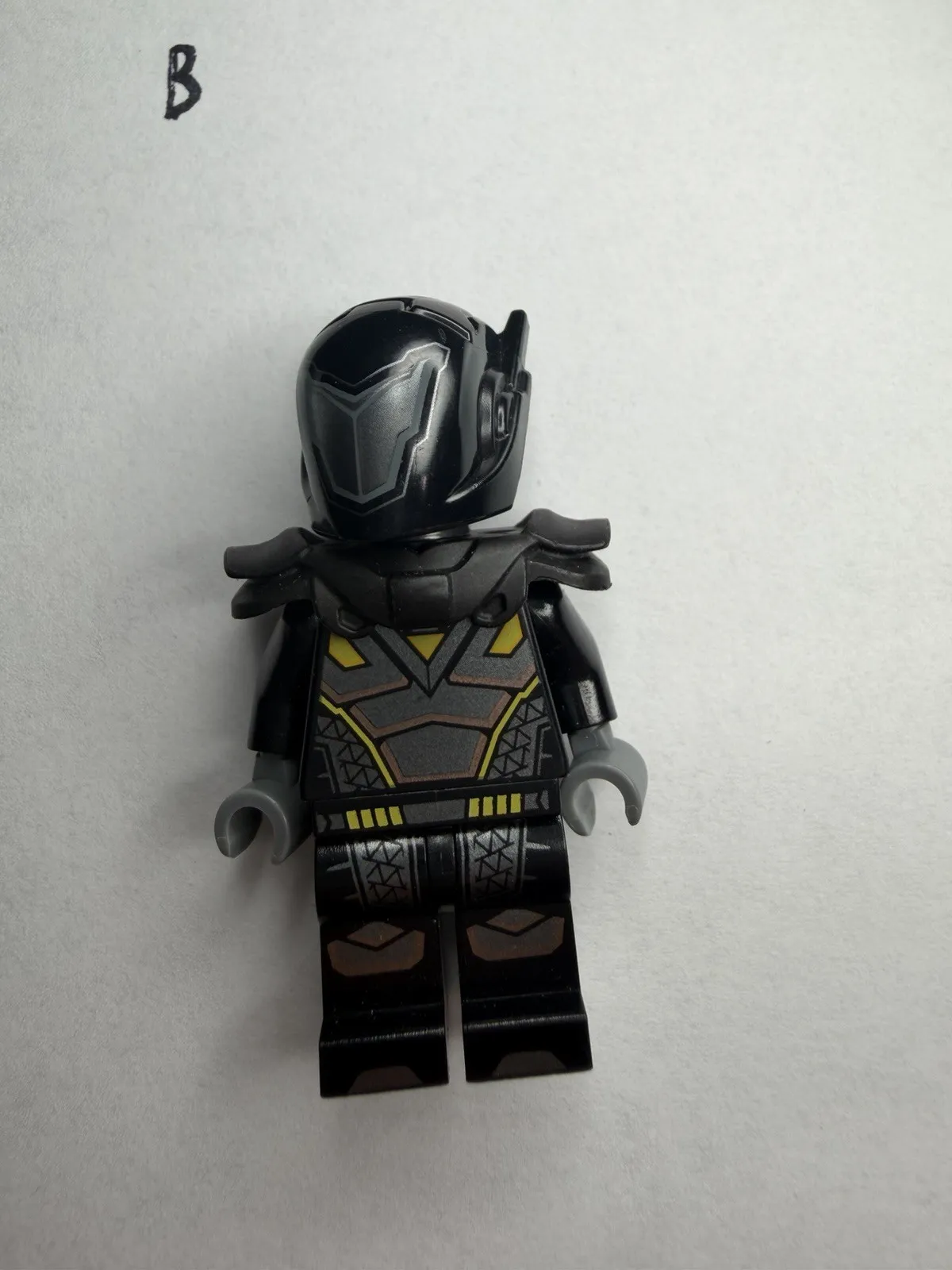 LEGO® Galactic Bounty Hunter Minifigure Collectable Minifigures Series 19 71025