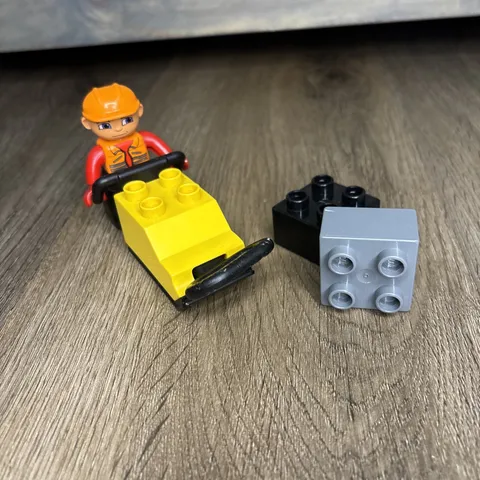 Lego DUPLO Dirt Compactor Town Construction Set 4661 2005 Complete Legoville