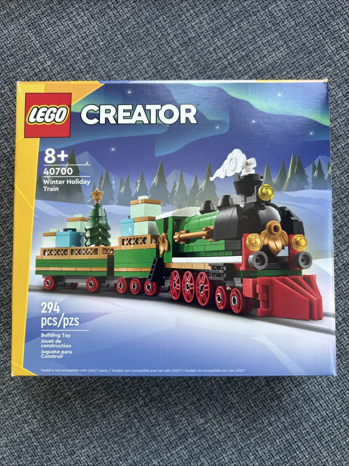 LEGO Creator 40700 Winter Holiday Train [BNIB]