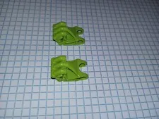 2 Lime Green Bionicle Lego 64251 Hero Factory Fist with Axle Hole, 3 fingers