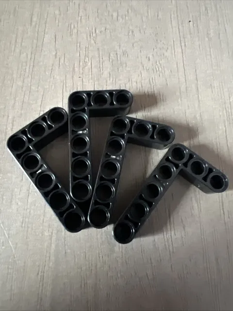 LEGO 32526 Black Technic, Liftarm, Modified Bent Thick L-Shape 3 x 5 - 4 Pieces