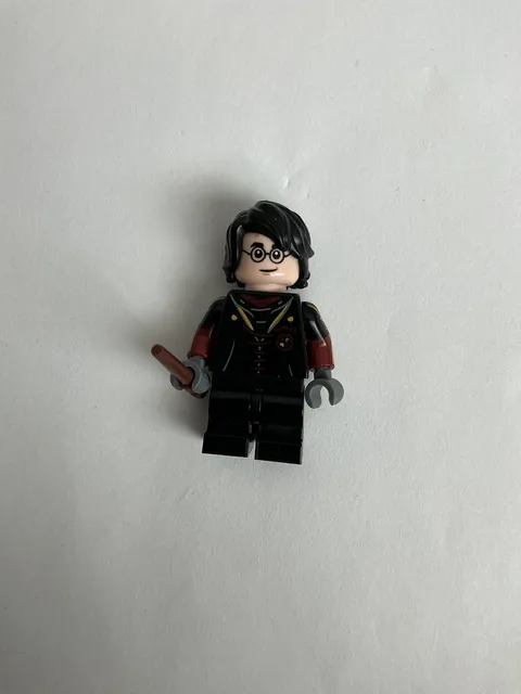 Lego Harry Potter 76406 Triwizard Uniform Medium Legs Harry Potter Minifigure