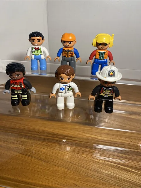 Lego Duplo Figures Doctor Construction Fire People Lot Of 6  No Duplicates
