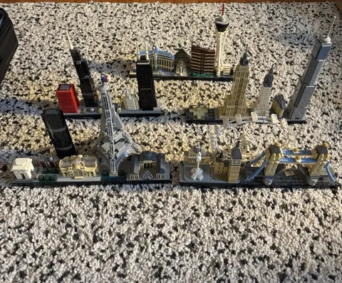 LEGO Architecture Lot (some sun damaged parts) mostly complete