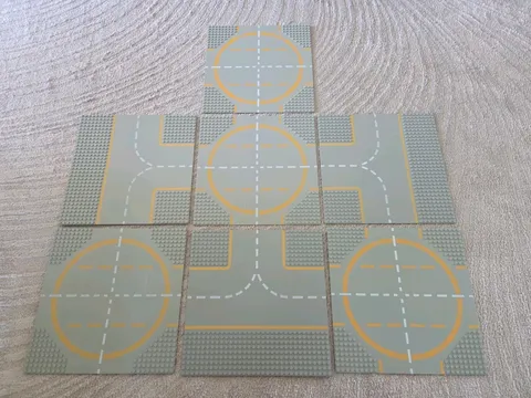 Vintage LEGO Landing Pads & Runway Baseplates 32x32 LOT (7)