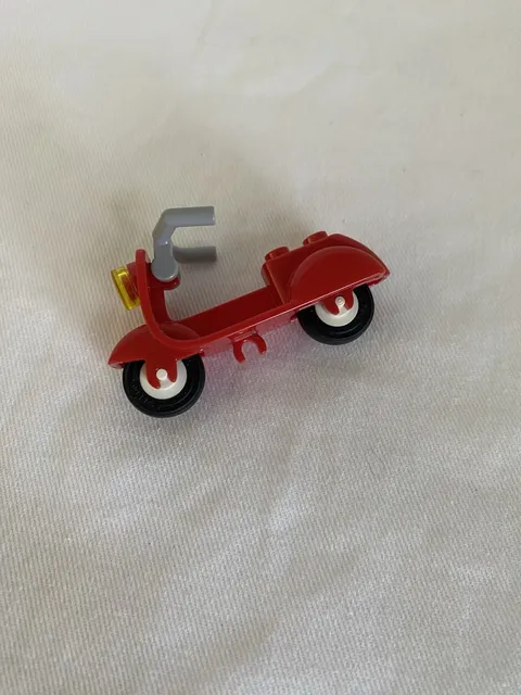 LEGO Red Scooter Motorcycle w/Gray Handlebars City Town Friends Vehicle #30