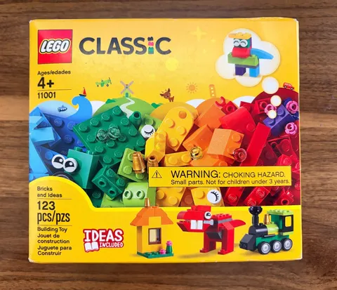 *NEW* Lego 11001 Classic Bricks and Ideas *RETIRED* *Creases* (#2)