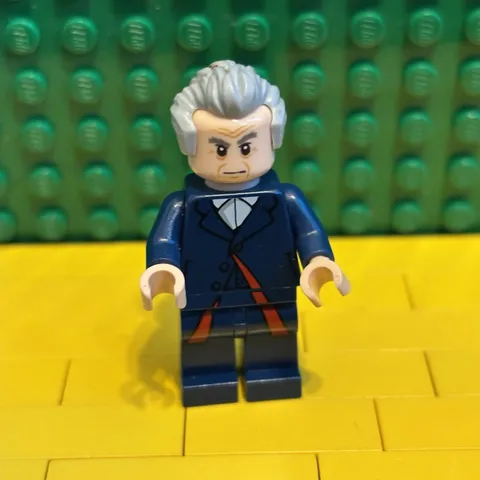 LEGO DOCTOR WHO The Twelfth Doctor (DIM009) Minifig