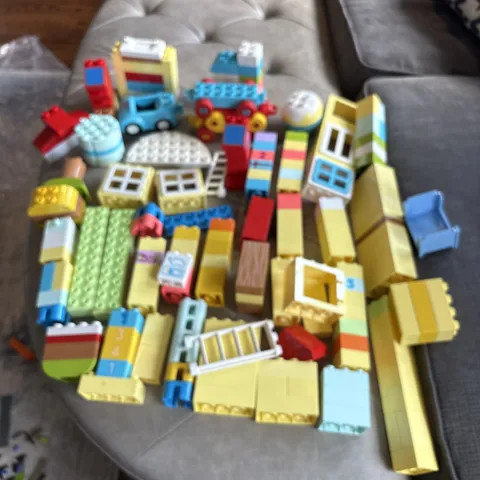 LARGE LEGO Duplo Lot , Cars, 80+ blocks + Vehicles 5lbs