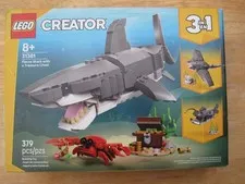 LEGO Creator 3 in 1 Fierce Shark With A Treasure Chest 31381