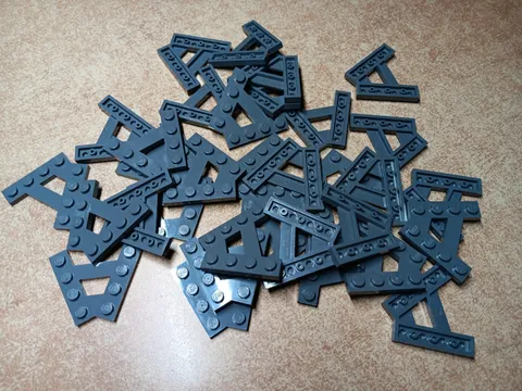 LEGO BULK LOT 32 DARK BLUISH GRAY WEDGE PLATE A SHAPE 2 ROWS OF 4 STUDS  #15706