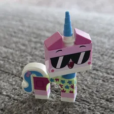 LEGO Minifigure Unikitty The LEGO Movie Glasses MPN 41453 unkitty01
