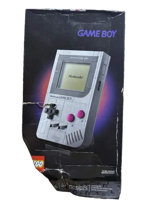 LEGO Game Boy 72046 421 Pieces Nintendo Building Kit New Sealed Bags Damaged Box