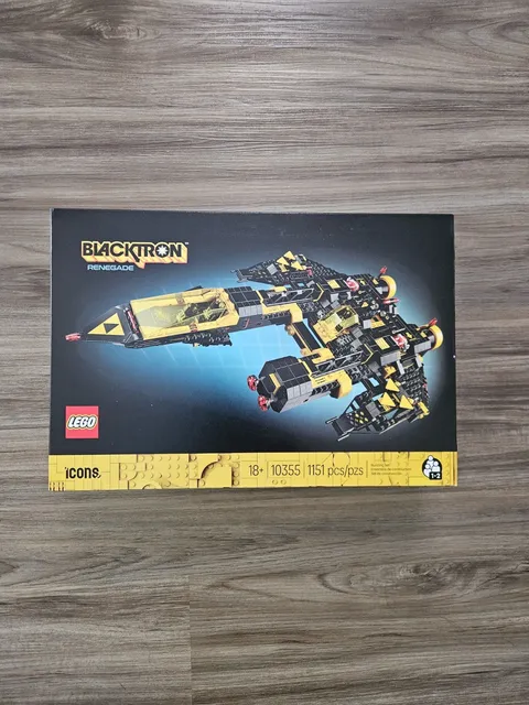 LEGO Icons Blacktron Renegade Lego 10355 BRAND NEW - SEALED SET